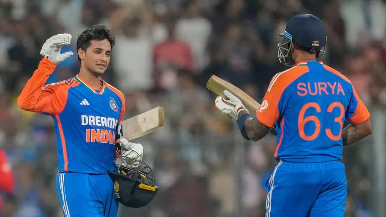 Abhishek Sharma Health Update: பாகிஸ்தானுக்கு எதிரான போட்டியில் அபிஷேக் சர்மா விளையாடுவாரா..? சூர்யகுமார் யாதவ் விளக்கம்!