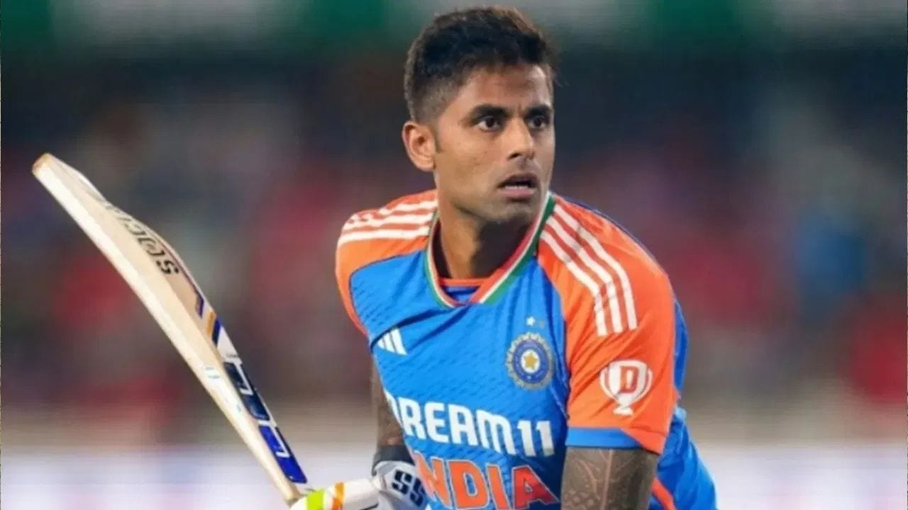 மேலும் பேசிய அவர்  சூரிய வெளிச்சம் குறைவாக இருந்ததால் பிட்சில் ஈரப்பதம் இருந்தது. இது 180 – 190 ரன்கள் அடிக்க கூடிய பிட்ச் அல்ல. 140 ரன்கள் பிட்ச் போல தான் இருந்தது என்று விளக்கம் அளித்தார்.