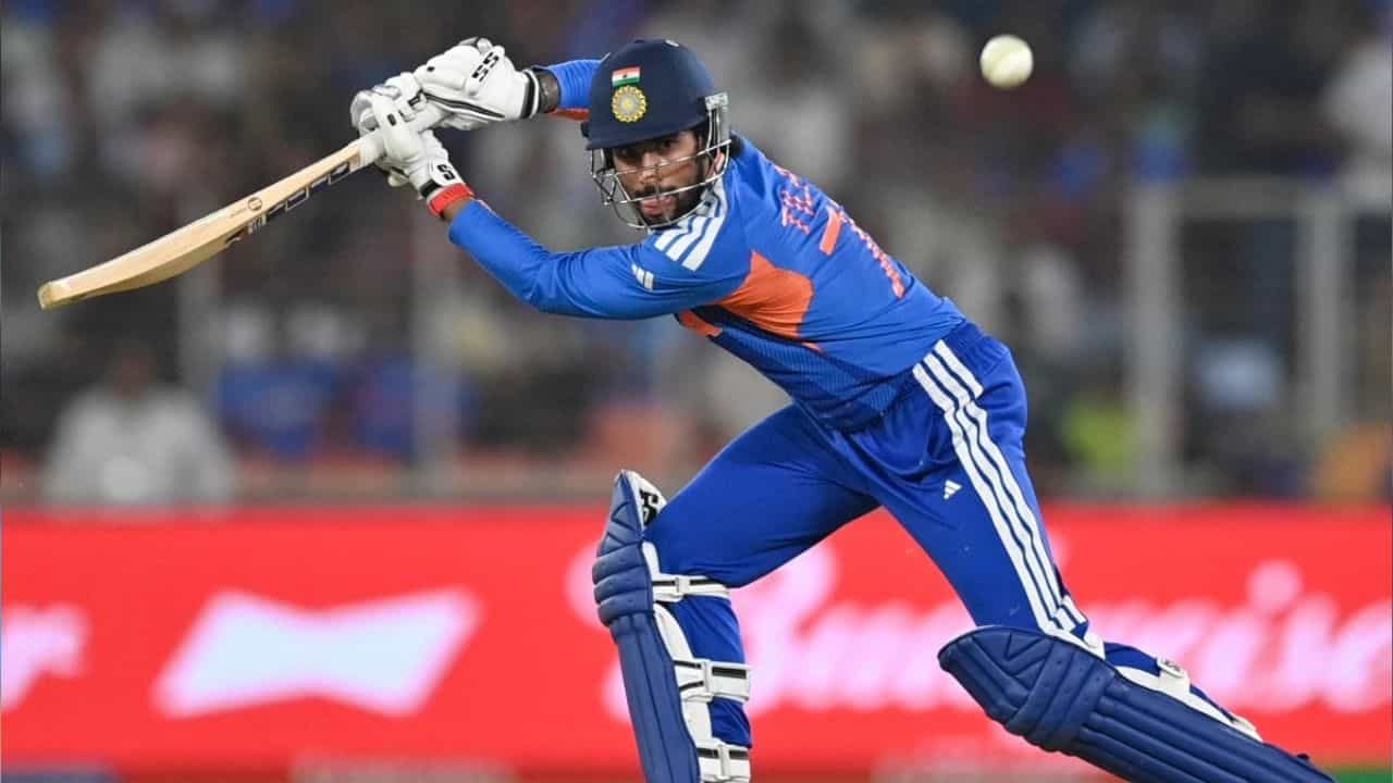 T20 WC Super 8: IND vs SA இன்றைய போட்டியில் திலக் வர்மா நீக்கப்படுகிறாரா? சூர்யகுமார் கொடுத்த விளக்கம்!! T20 WC Super 8: IND vs SA இன்றைய போட்டியில் திலக் வர்மா நீக்கப்படுகிறாரா? சூர்யகுமார் கொடுத்த விளக்கம்!!