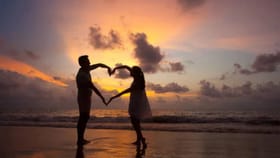 Valentine’s Day: பார்ட்னருடன் காதலை வலுப்படுத்த.. காதலர் தினத்தில் இப்படி சர்ப்ரைஸ் பண்ணுங்க!...