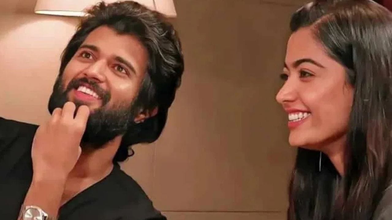 இருப்பினும், மார்ச் 4, 2026 அன்று திரைப்பட மற்றும் அரசியல் பிரபலங்களுக்காக ஒரு பிரமாண்டமான வரவேற்பு நிகழ்ச்சிக்கு திட்டமிடப்பட்டுள்ளது. ஹைதராபாத்தில் உள்ள ஒரு பிரபலமான ஹோட்டலில் இந்த வரவேற்பு நிகழ்ச்சி நடைபெறுகிறது.