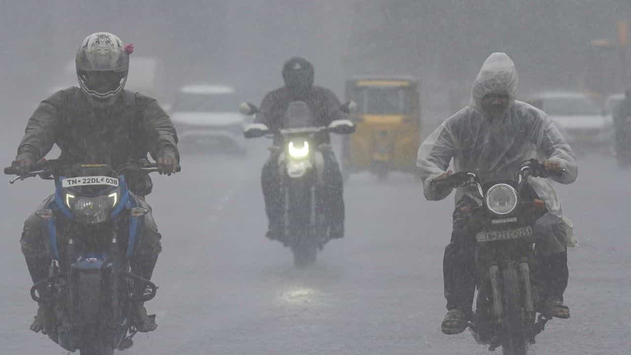 வளிமண்டல கீழடுக்கு சுழற்சியால் மழைக்கு வாய்ப்பு.. எங்கெங்கு தெரியுமா?