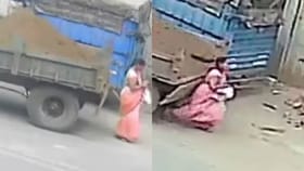 செல்போனில் பேசியவாறு சென்ற பெண்…பின்னால் வந்த டிராக்டர்…பதைபதைக்க வைக்கும் நிகழ்வு!...