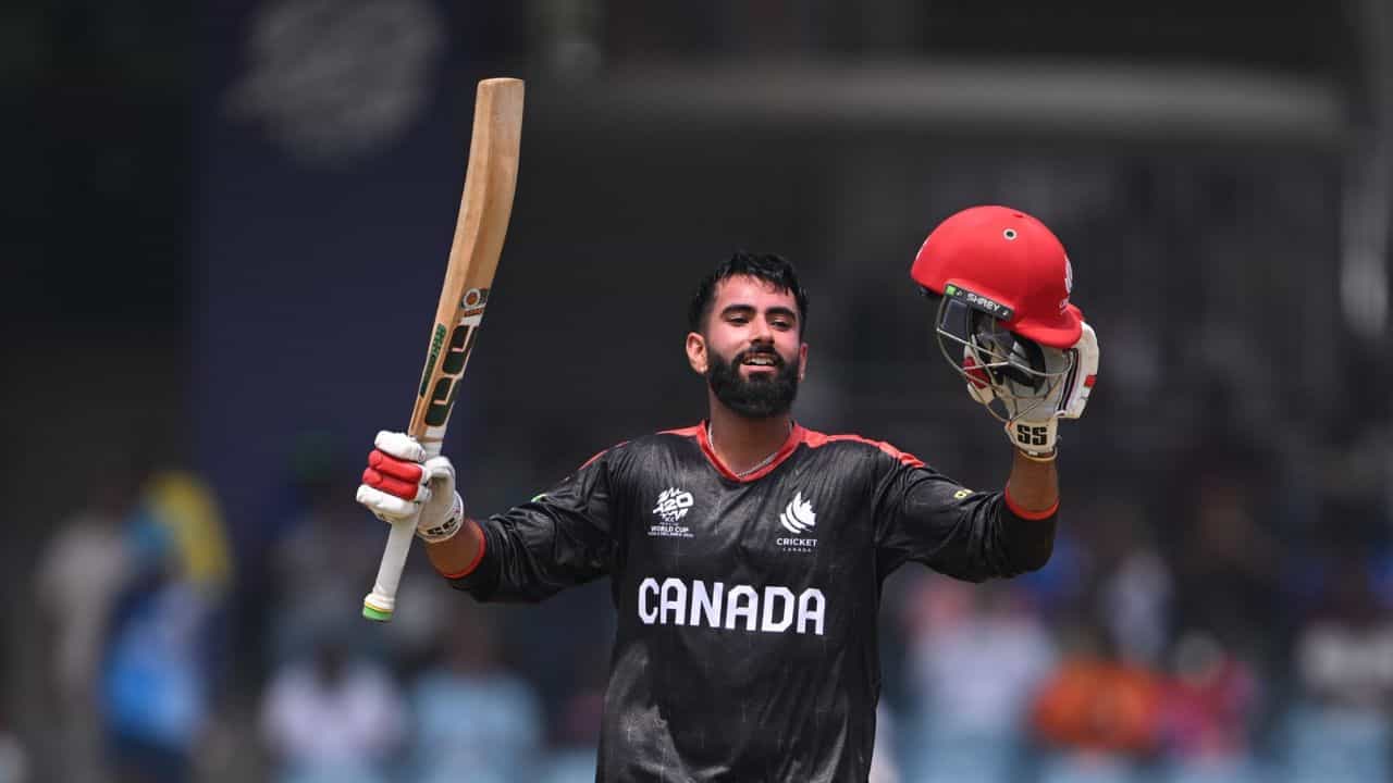 Yuvraj Samra Record: நியூசிலாந்துக்கு எதிராக சதம்! 19 வயது கனடா வீரர் குவித்த சாதனைகள்.. யார் இந்த யுவராஜ் சாம்ரா? Yuvraj Samra Record: நியூசிலாந்துக்கு எதிராக சதம்! 19 வயது கனடா வீரர் குவித்த சாதனைகள்.. யார் இந்த யுவராஜ் சாம்ரா?