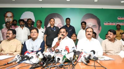 அதிமுகவில் 42 புது முகங்கள், 17 பெண்களுக்கு வாய்ப்பு..