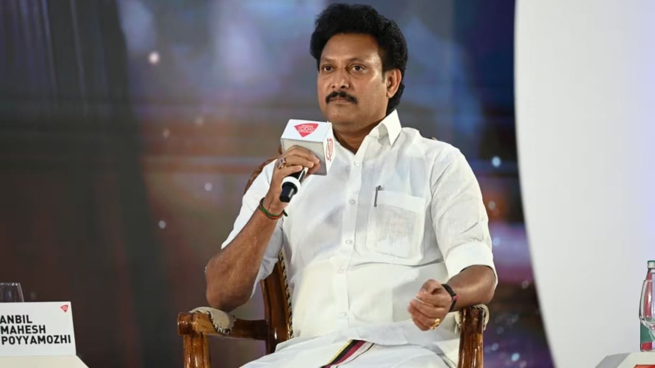 அதன்படி, வருகின்ற சட்டமன்றத் தேர்தலில்  அன்பில் மகேஷ் பொய்யாமொழி மீண்டும் 3- ஆவது முறையாக திருவெறும்பூர் தொகுதியில் களமிறக்கப்பட உள்ளதாக  கூறப்படுகிறது. இவ்வாறு களம் இறக்கப்படும் பட்சத்தில்,  திருவெறும்பூர் சட்டமன்ற தொகுதியை 3- ஆவது முறையாக மீண்டும்  அன்பில் மகேஷ் பொய்யாமொழி கைப்பற்றுவார்  என்று  கட்சி வட்டாரத்தினர் தெரிவித்து வருகின்றனர். அதே வேளையில்,  எதிர்க்கட்சிகளின் வேட்பாளர்களை பொருத்து அரசியல்  களம்  மாறுபடவும் வாய்ப்பு உள்ளது.