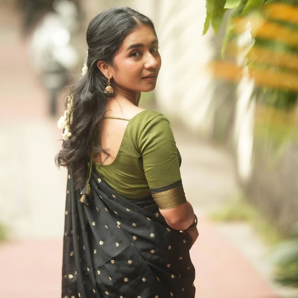 சிறை திரைப்படத்தின் வெற்றியை தொடர்ந்து இவர், தமிழ் மற்றும் மலையாளம் என அடுத்தடுத்த படங்களில் நடிப்பதற்கு ஒப்பந்தமானார். அதில் கென் கருணாஸ் இயக்கி, நடித்துள்ள படம்தான் யூத். இப்படத்தில் கென் கருணாஸிற்கு ஜோடியாக அனிஷிமா நடித்துள்ளார். இப்படம் பள்ளிப்பருவ காதலை மையமாக கொண்டு இயக்கப்பட்டுள்ள நிலையில், வரும் 2026 மார்ச் 19ம் தேதியில் உலகமெங்கும் வெளியாகிறது.