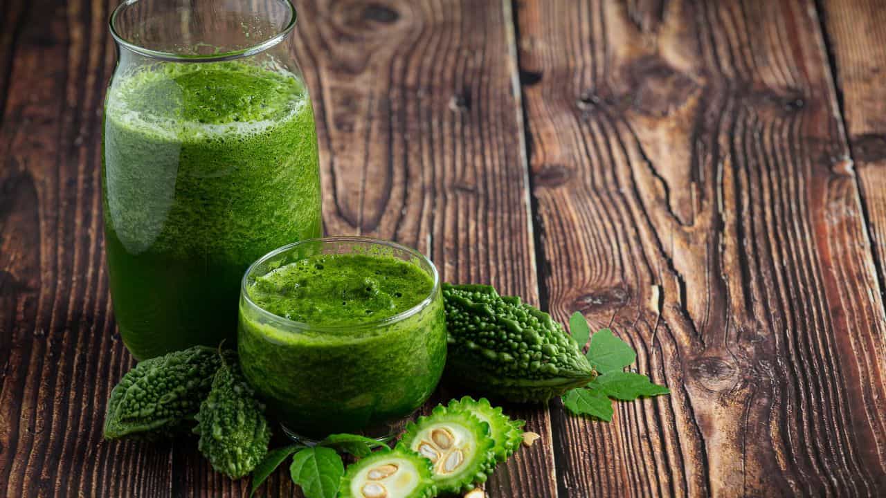 Health Tips: 10 நாட்களுக்கு பாகற்காய் ஜூஸ்.. உடலில் இந்த நல்ல மாற்றங்கள் நிகழும்!