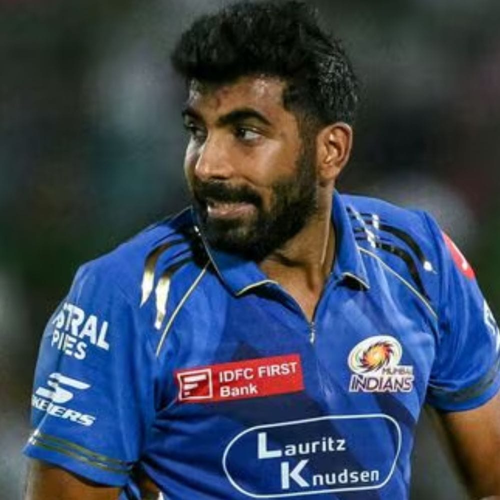 ஐபிஎல் தொடரில் ஜஸ்பிரித் பும்ராவின் நோ-பால் சாதனையை அவரது கிரிக்கெட் வாழ்க்கையில் மோசமான சாதனையாக அமைந்துள்ளார். பும்ரா இதுபோன்ற தவறுகளை இனி வரும் காலங்களில் தவிர்க்க வேண்டும் என்று விளையாட்டு ரசிகர்கள் கூறுகின்றனர். மும்பை இந்தியன்ஸ் அணி கோப்பையை வென்று ஐந்து ஆண்டுகள் ஆகின்றன என்பது குறிப்பிடத்தக்கது.