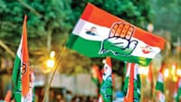 தமிழக காங்கிரஸில் 77 மாவட்ட பார்வையாளர்கள் நியமனம்...!...
