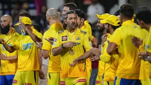 MS Dhoni: தோனிக்கு ஃபேர்வெல்? முன்னாள் வீரர்களை அழைத்த சிஎஸ்கே.. நிகழ்ச்சி எப்போது தெரியுமா?