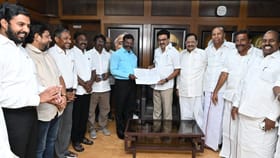 நீண்ட இழுபறிக்கு பின் தீர்வு… திமுக கூட்டணியில் விசிகவுக்கு 8 தொகுதிகள் ஒதுக்கீடு.. உத்தேச பட்டியலும் வெளியீடு!...