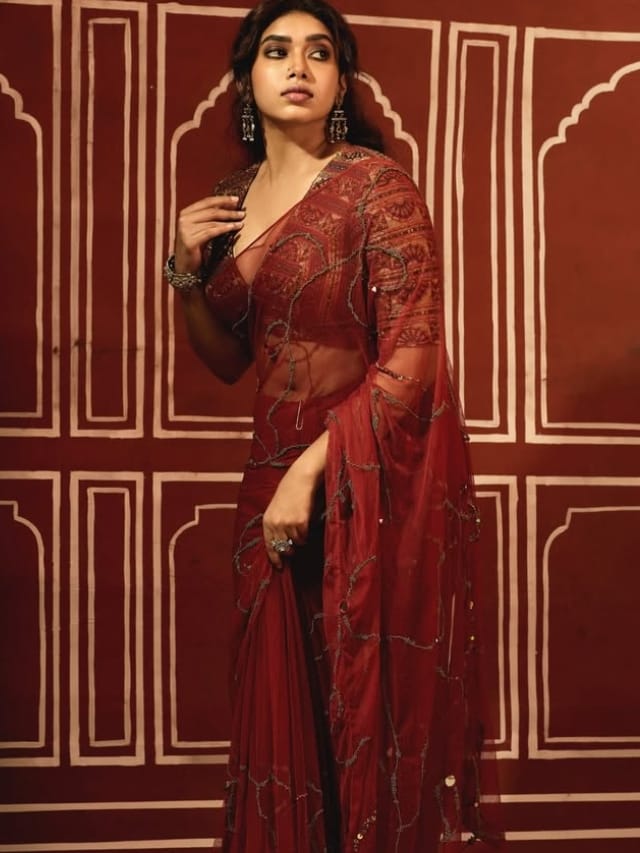 துஷாரா விஜயனின் இன்ஸ்டா போட்டோஸ் செம வைரல்!