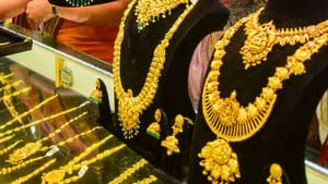 Gold Price : அதிரடியாக சரிந்த தங்கம் மற்றும் வெள்ளி விலை.. இன்றைய நிலவரம் என்ன?