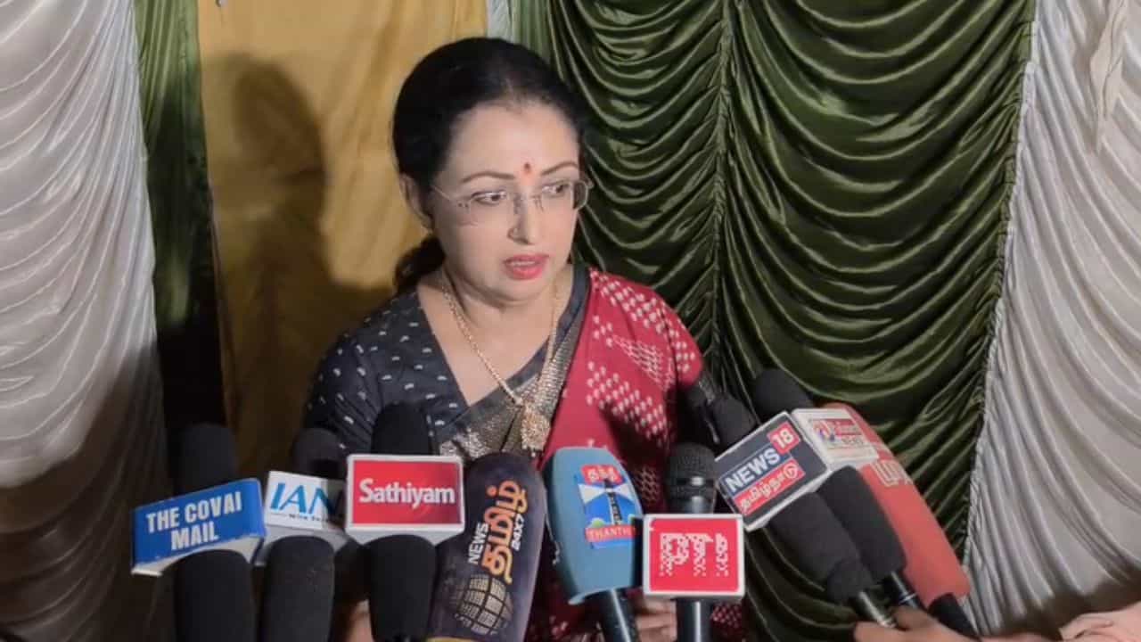 விளாத்திகுளம் விஷயத்தில் ஏன் இவ்வளவு மெத்தனம்? முதல்வர் ஸ்டாலினை குற்றம்சாட்டிய நடிகை கவுதமி.. விளாத்திகுளம் விஷயத்தில் ஏன் இவ்வளவு மெத்தனம்? முதல்வர் ஸ்டாலினை குற்றம்சாட்டிய நடிகை கவுதமி..