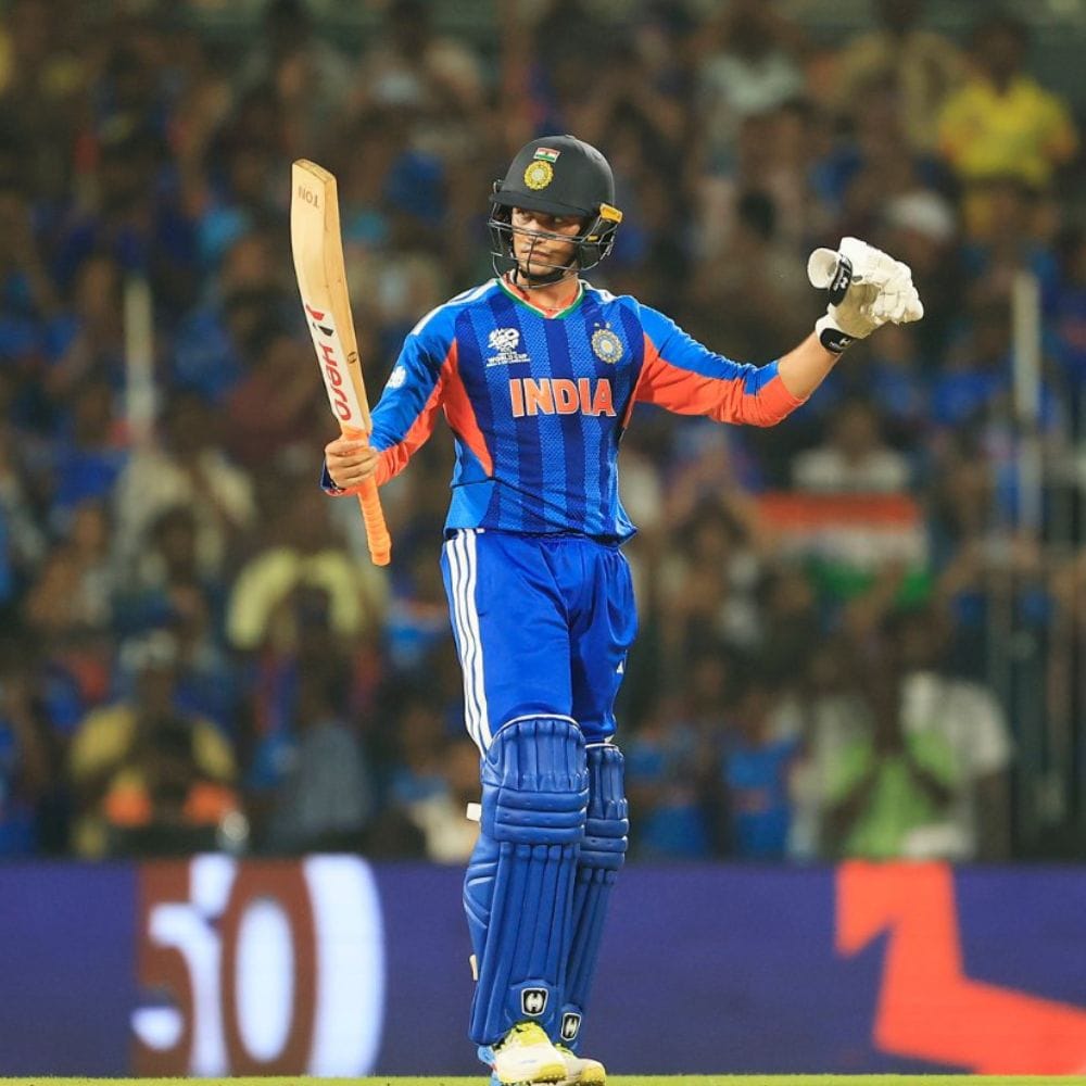 டி20 உலகக் கோப்பை முழுவதும் இந்திய அணிக்காக சிறப்பாக செயல்பட்டு வந்த திலக் வர்மா மற்றும் இஷான் கிஷான் ஆகியோரும் புதிய தரவரிசையில் முன்னேற்றம் கண்டுள்ளனர். இந்திய அணியின் நட்சத்திர பந்து வீச்சாளர்கள் ஜஸ்பிரித் பும்ரா மற்றும் அர்ஷ்தீப் சிங் ஆகியோர் தங்கள் தரவரிசையில் முன்னேற்றம் கண்டுள்ளனர்.