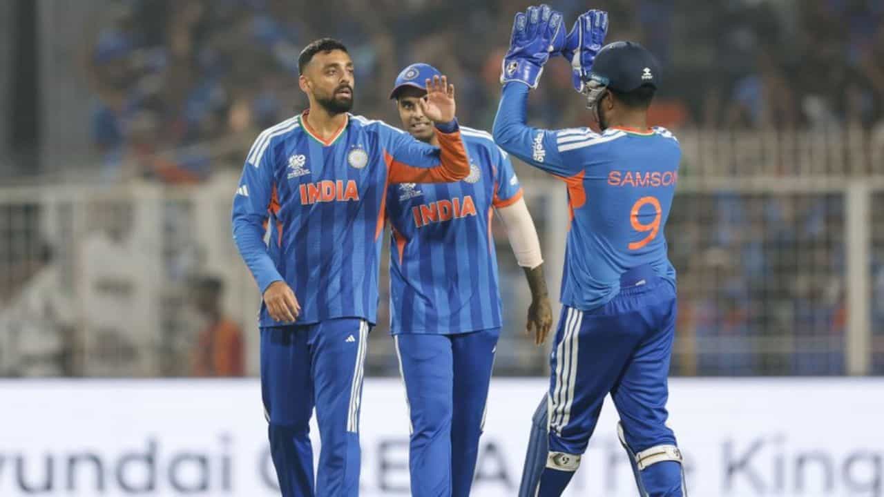 IND vs WI: டாஸ் வென்ற இந்தியா ஃபீல்டிங் தேர்வு.. வெஸ்ட் இண்டீஸ் பேட்டிங்கில் ஆதிக்கம் செலுத்துமா?