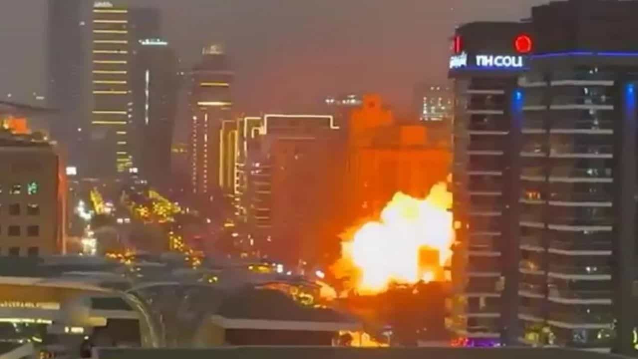 ஈரான் ஏவுகணையை வழிமறித்த துபாய்.. ஆனாலும் நடந்த விபத்து.. என்ன நடந்தது?