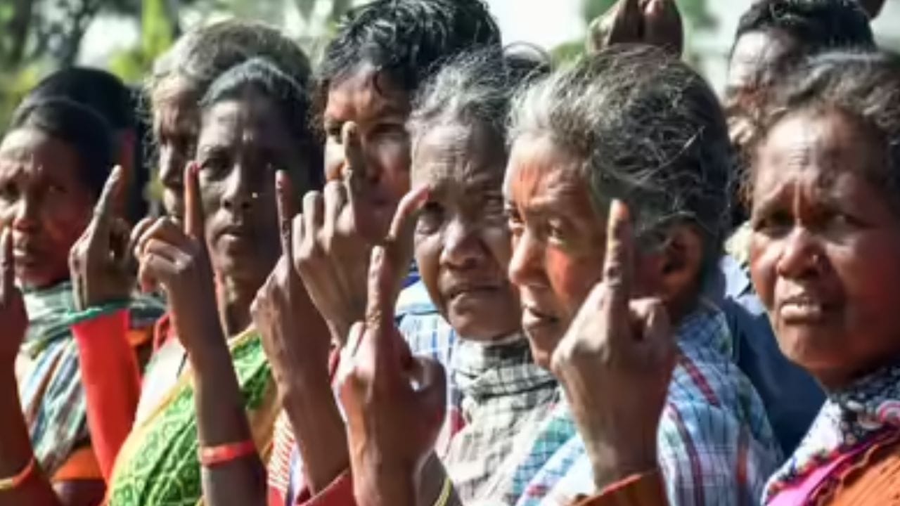 நான்கு முனைப் போட்டி நிலவி வருவதால், இந்த முறை யார் வெற்றி பெறுவார்கள் என்ற கேள்வி பெரும் எதிர்பார்ப்பை ஏற்படுத்தியுள்ளது. புதிதாக களம் காணும் தமிழக வெற்றிக் கழகம் கணிசமான வாக்குகளை பிரிக்கக்கூடும் எனவும் அரசியல் வட்டாரங்களில் கருத்துக்கள் நிலவுகின்றன.