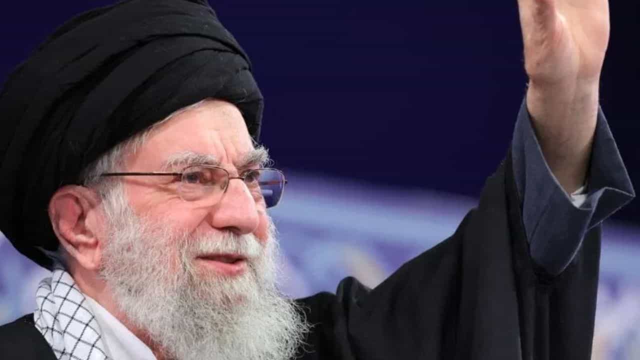 ஈரானின் உச்ச தலைவர் அலி கமேனி மரணத்தை உறுதி செய்த ஈரான் ஊடகங்கள்!