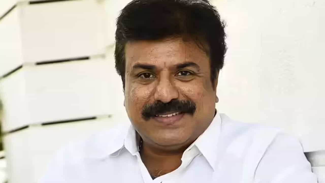 தேமுதிக கனவு நிறைவேறியது... நாடாளுமன்றம் செல்லும் கட்சியின் முதல் எம்.பி.. யார் இந்த எல்.கே.சுதீஷ்!