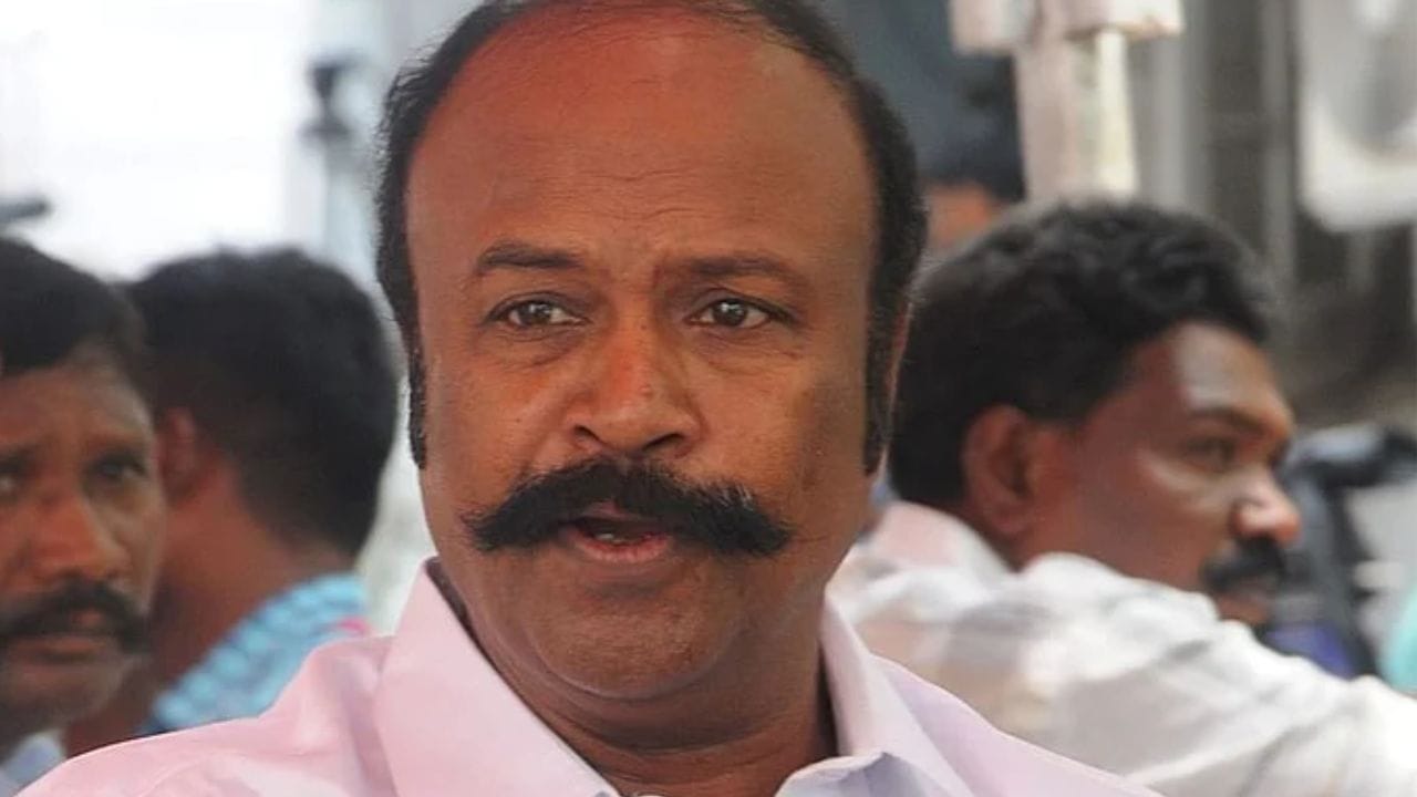 இதில்,  தனது முதல் வெற்றியை பதிவு செய்த கே ஆர் பெரிய கருப்பன் எம்எல்ஏவாக தேர்வாகி தமிழக சட்டமன்றத்துக்குள் அடியெடுத்து வைத்தார். இதைத் தொடர்ந்து,  2011 ஆம் ஆண்டு நடைபெற்ற சட்டமன்றத் தேர்தலில் மீண்டும் இதே தொகுதியில் வேட்பாளராக களம் இறக்கப்பட்ட  கே. ஆர். பெரிய கருப்பன் 2-  ஆவது முறை வெற்றியை பதிவு செய்தார். பின்னர்  2016 சட்டமன்ற தேர்தல்  மற்றும் 2021 சட்டமன்ற தேர்தலில் மீண்டும் தனது வெற்றியே தொடர்ந்து நிலை நாட்டினார்.