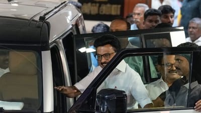 வெளியே வந்து முதல்வர் ஸ்டாலின் கொடுத்த ரியாக்‌ஷன்..