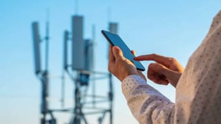 கேஸ் சிலிண்டர் தட்டுப்பாடு… இந்தியாவில் இணைய சேவை பாதிக்கும் அபாயம்