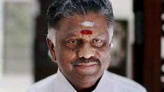 தமிழகத்தின் வளர்ச்சிக்கு முதல்வர் மு.க.ஸ்டாலின் தான் காரணம்… ஓபிஎஸ் புகழாரம்!