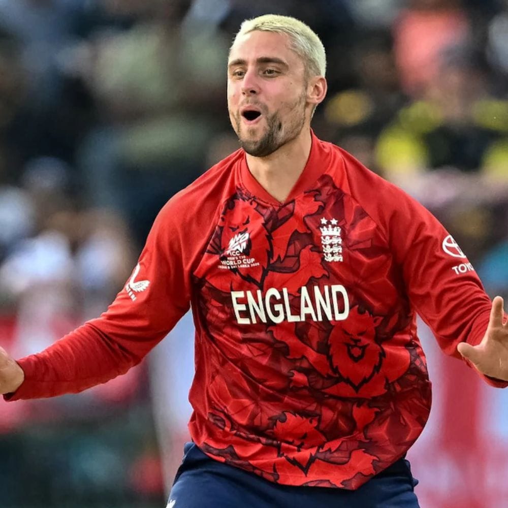 2026 டி20 உலகக் கோப்பையில் இங்கிலாந்து அணியை சேர்ந்த வில் ஜாக்ஸ் 4 ஆட்ட நாயகன் விருதுகளைப் பெற்றுள்ளார். இதுவரை 226 ரன்களை பேட்டிங்கிலும், 5 விக்கெட்டுகளை பந்துவீச்சில் எடுத்துள்ளார். இதில், இலங்கைக்கு எதிரான சிறப்பாக பந்துவீசி 3/22 என்ற சிறந்த எகானமியையும் கொண்டுள்ளார்.