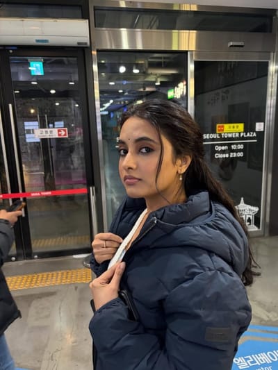 மேட் இன் கொரியா பட ஷூட்டங் ஸ்டில்ஸை பகிர்ந்த பிரியங்கா மோகன்