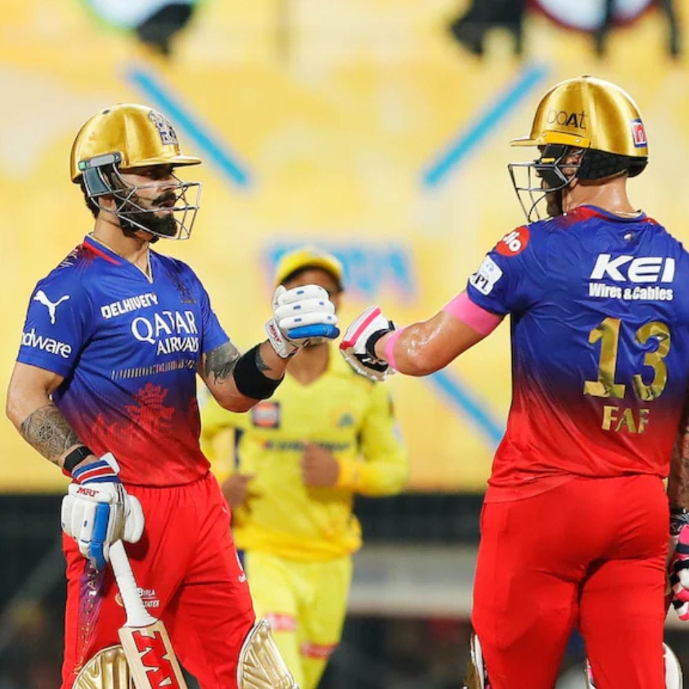 2024 ஐபிஎல்லின் தொடக்கப் போட்டியில் ராயல் சேலஞ்சர்ஸ் பெங்களூரு மற்றும் சென்னை சூப்பர் கிங்ஸ் அணிகளுக்கு இடையே நடைபெற்றது. முதலில் பேட்டிங் செய்த பெங்களூரு 173 ரன்கள் எடுத்தது. இந்த இலக்கை துரத்திச் சென்ற சென்னை அணி 6 விக்கெட் வித்தியாசத்தில் வெற்றி பெற்றது.