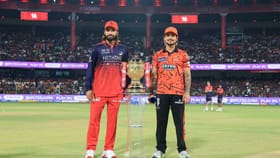 IPL 2026: ஹைதராபாத் எதிராக சொந்த மண்ணில் டாஸ் வெற்றி.. பந்துவீச்சை தேர்வு செய்த பெங்களூரு!...