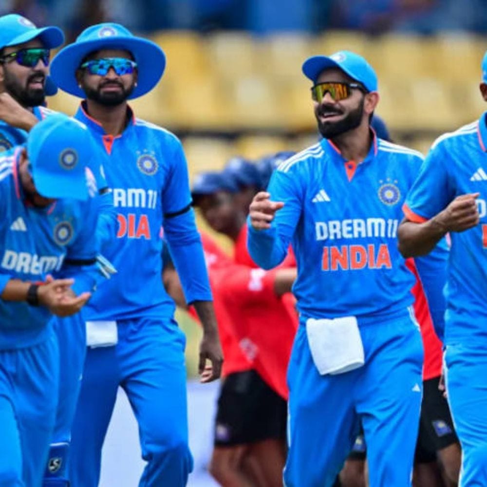 இந்திய அணியின் ஜாம்பவான்களான விராட் கோலியும் ரோஹித் சர்மாவும் தற்போது ஒருநாள் போட்டிகளில் மட்டுமே விளையாடுவதால், ஐபிஎல் 2026-க்குப் பிறகு ஆப்கானிஸ்தானுக்கு எதிரான தொடர்தான் அவர்கள் இந்திய ஆடுகளங்களில் விளையாடும் முதல் முறையாக இருக்கலாம்.