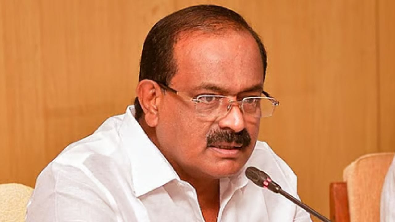 இதே போல, கடந்த 2016 சட்டமன்ற தேர்தலில் மீண்டும் இதே தொகுதியில் களமிறங்கிய சக்கரபாணி அதிமுக வேட்பாளர் கே. கிட்டுவை விட 64.26 சதவீத வாக்குகள் பெற்று  வெற்றி பெற்றார். இதன் தொடர்ச்சியாக 2021 சட்டமன்ற தேர்தலில் அதிமுக வேட்பாளர் என். பி. நடராஜனை விட 54.51 சதவீத வாக்குகள் பெற்று  வெற்றியை உறுதி செய்தார் சக்கரபாணி. கடந்த 1996 முதல் 2021 சட்டமன்ற தேர்தல் வரை  தோல்வியின்றி  தொடர்ச்சியாக வெற்றியை பதிவு செய்து வந்துள்ளார் சக்கரபாணி.