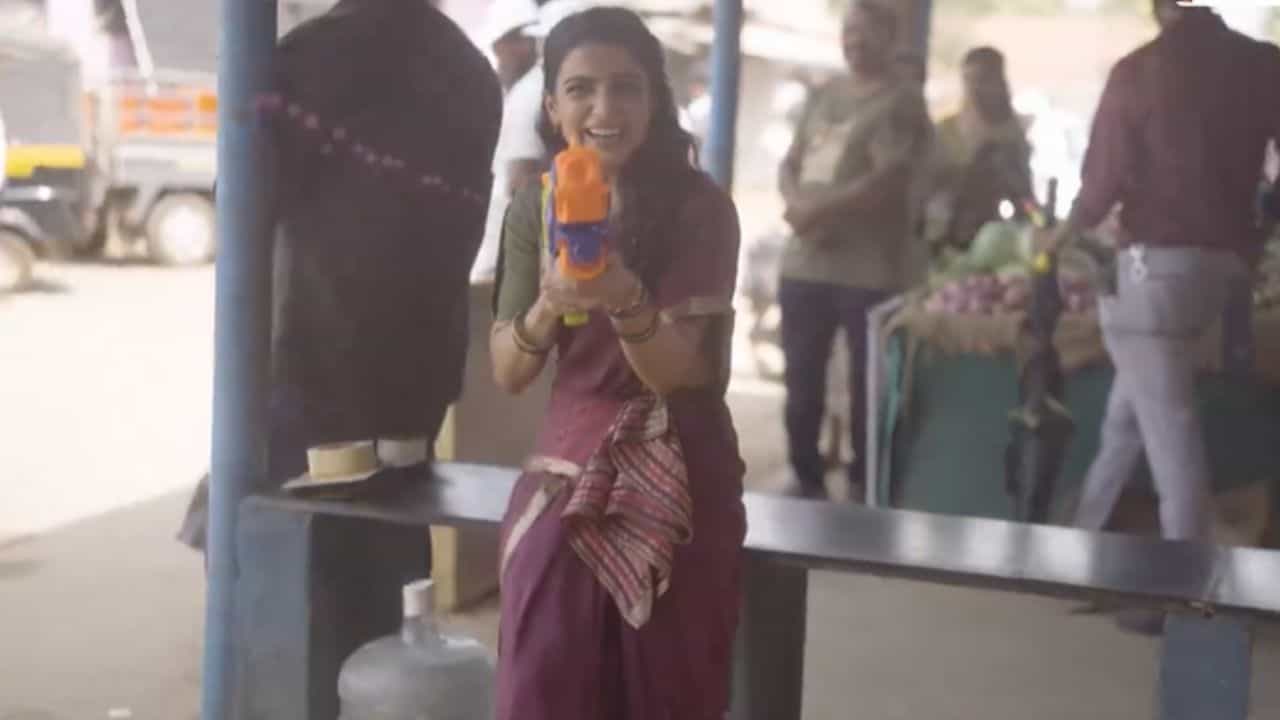 மா இண்டி பங்காரம் ஷூட்டிங் ஸ்பாட்டில் ஹோலி கொண்டாடிய சமந்தா - வைரலாகும் வீடியோ