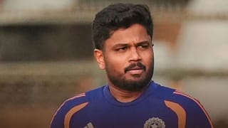 சச்சினிடம் 25 நிமிடங்கள் போனில் பேசிய சஞ்சு சாம்சன்.. பார்முக்கு திரும்பியது குறித்து விளக்கம்!