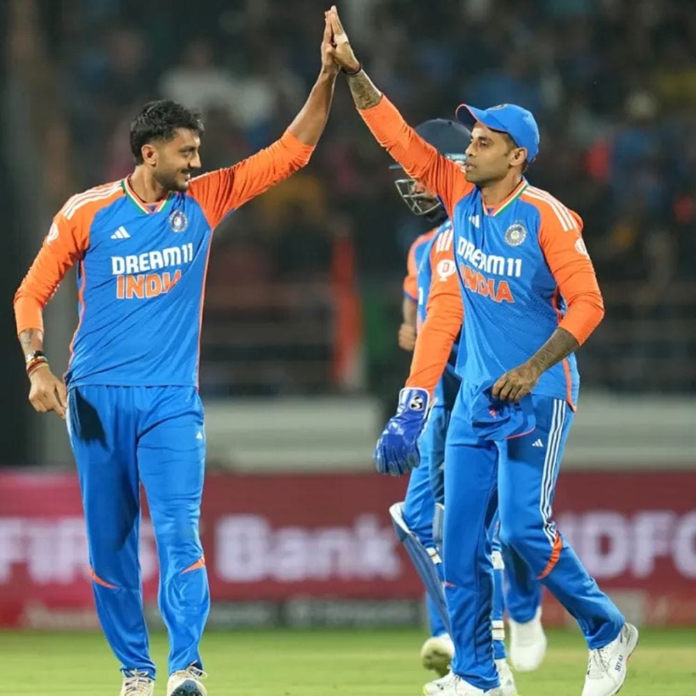 அக்சர் படேல் நீக்கப்பட்டதன் விளைவாக இந்திய அணி சூப்பர் 8 சுற்றில் தென்னாப்பிரிக்காவிற்கு எதிரான போட்டியில் இந்திய அணி 76 ரன்கள் வித்தியாசத்தில் தோல்வியடைந்தது. இந்த தோல்விக்கு முக்கிய காரணம் அக்சர் படேலை அணியில் இருந்து நீக்கியதுதான் காரணம் என்று ரசிகர்கள் மற்றும் கிரிக்கெட் நிபுணர்கள் கேப்டன் சூர்யா மற்றும் கம்பீர் மீது கோபமடைந்தனர்.