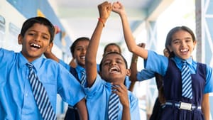 பள்ளி மாணவர்களுக்கு மகிழ்ச்சியான செய்தி.. ஏப்ரல் 17 முதல் கோடை விடுமுறை.. எத்தனை நாள்கள் தெரியுமா!