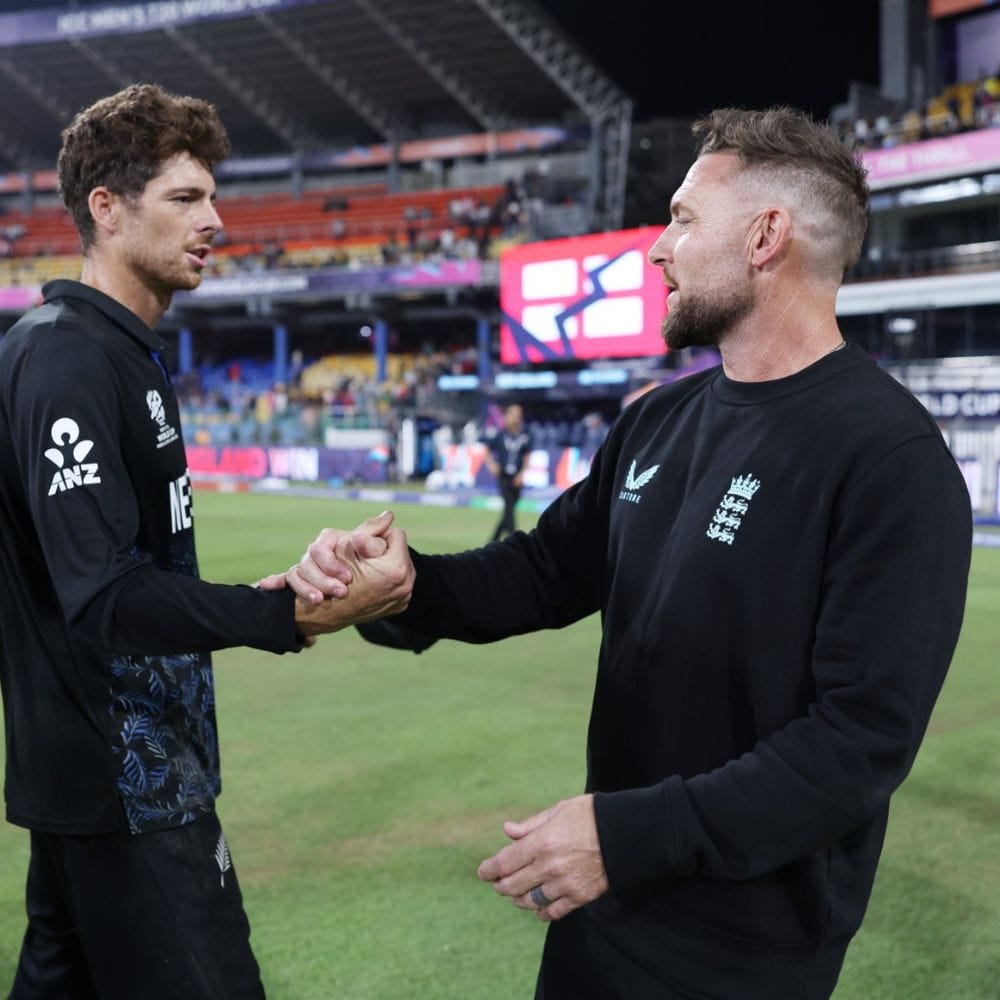 2026 மார்ச் 4ம் தேதி நடைபெறும் முதல் அரையிறுதியில் நியூசிலாந்து மற்றும் தென்னாப்பிரிக்கா அணிகள் மோதுகின்றன. கொல்கத்தாவின் ஈடன் கார்டன்ஸில் நடைபெறும் இந்தப் போட்டியில் வெற்றி பெறும் அணி இறுதிப் போட்டிக்கு முன்னேறும்.