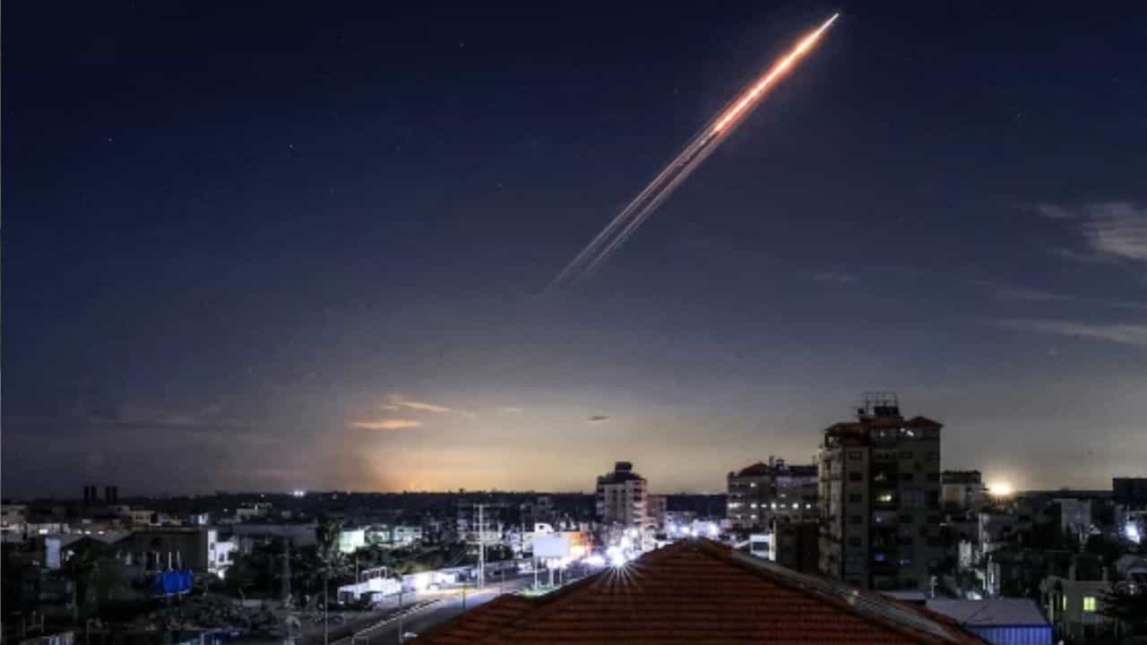 அமெரிக்கப் படைகளைத் தாக்க ஈரானுக்கு கைகொடுக்கும் ரஷ்யா.. கடும் எச்சரிக்கை விடுத்த ட்ரம்ப்..