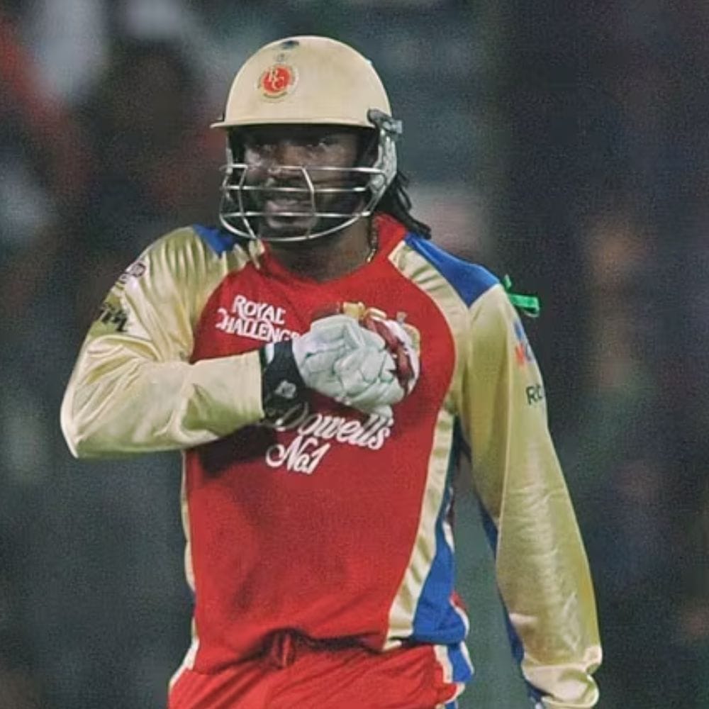 ராஜஸ்தான் ராயல்ஸ் அணியின் இளம் அதிரடி பேட்ஸ்மேன் வைபவ் சூர்யவன்ஷி, ஐபிஎல் வரலாற்றில் கிறிஸ் கெயிலின் அதிகபட்ச தனிநபர் ஸ்கோர் சாதனையை முறியடிப்பதே தனது மிகப்பெரிய இலக்கு என்று கூறியுள்ளார். இந்த சாதனையை முறியடிப்பது வைபவிற்கு கடினமாக இருக்காது.