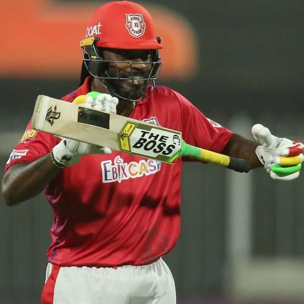 இந்தியன் பிரீமியர் லீக் தொடங்குவதற்கான கவுண்ட்டவுன் தொடங்கிவிட்டது. இந்த கவுண்ட்டவுனை முன்னிட்டு, 'பாஸ் பேபி' புகழ் வைபவ் சூர்யவன்ஷி தனது இலக்கைத் தெளிவுபடுத்தியுள்ளார். இதில் சிறப்பு என்னவென்றால், 'யூனிவர்ஸ் பாஸ்' புகழ் கிறிஸ் கெய்லின் பெயரில் உள்ள மாபெரும் சாதனையை முறியடிப்பதே அவரது இலக்காகும்.