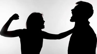 நடத்தையில் சந்தேகம்: கணவன் மீது அம்மிக்கல்லை போட்டு கொன்ற மனைவி.!