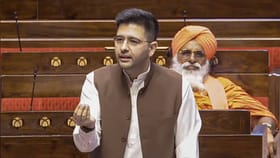 பாஜகவில் இணையும் ஆம் ஆத்மி எம்.பி ராகவ் சதா.. வெளியான பரபரப்பு தகவல்.....