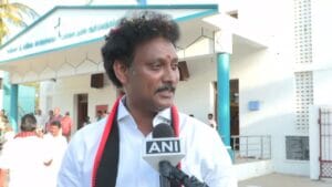 திருவெரும்பூரில் அமைச்சர் அன்பில் மகேஷ் தீவிர பிரச்சாரம்