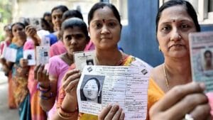 சென்னையில் வாக்காளர்கள் வீடு தேடி வருகிறது பூத் சிலிப்!