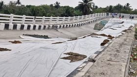 சிதம்பரம் அருகே திடீரென உள்வாங்கிய மேம்பாலம்.. நள்ளிரவில் பொது மக்கள் பதறியடித்து ஓட்டம்!...