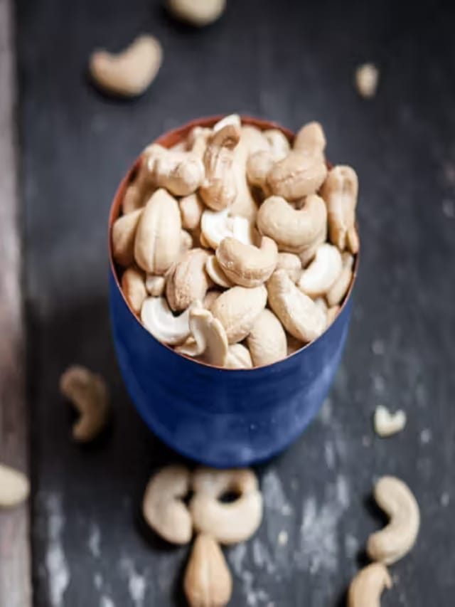 முந்திரி சாப்பிடுவது ஆரோக்கியத்திற்கு எவ்வாறு நன்மை அளிக்கும்..?