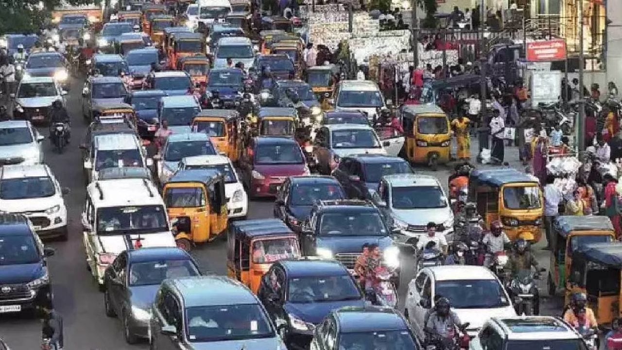 செங்கல்பட்டு சட்டமன்றத் தொகுதியின் நகர வளர்ச்சி, தொழில் வாய்ப்புகள் மற்றும் கலப்பு வாக்காளர் அமைப்பு காரணமாக, இது தமிழ்நாட்டின் முக்கியமான மற்றும் கடுமையான போட்டி நிலவும் தொகுதிகளில் ஒன்றாக உள்ளது.